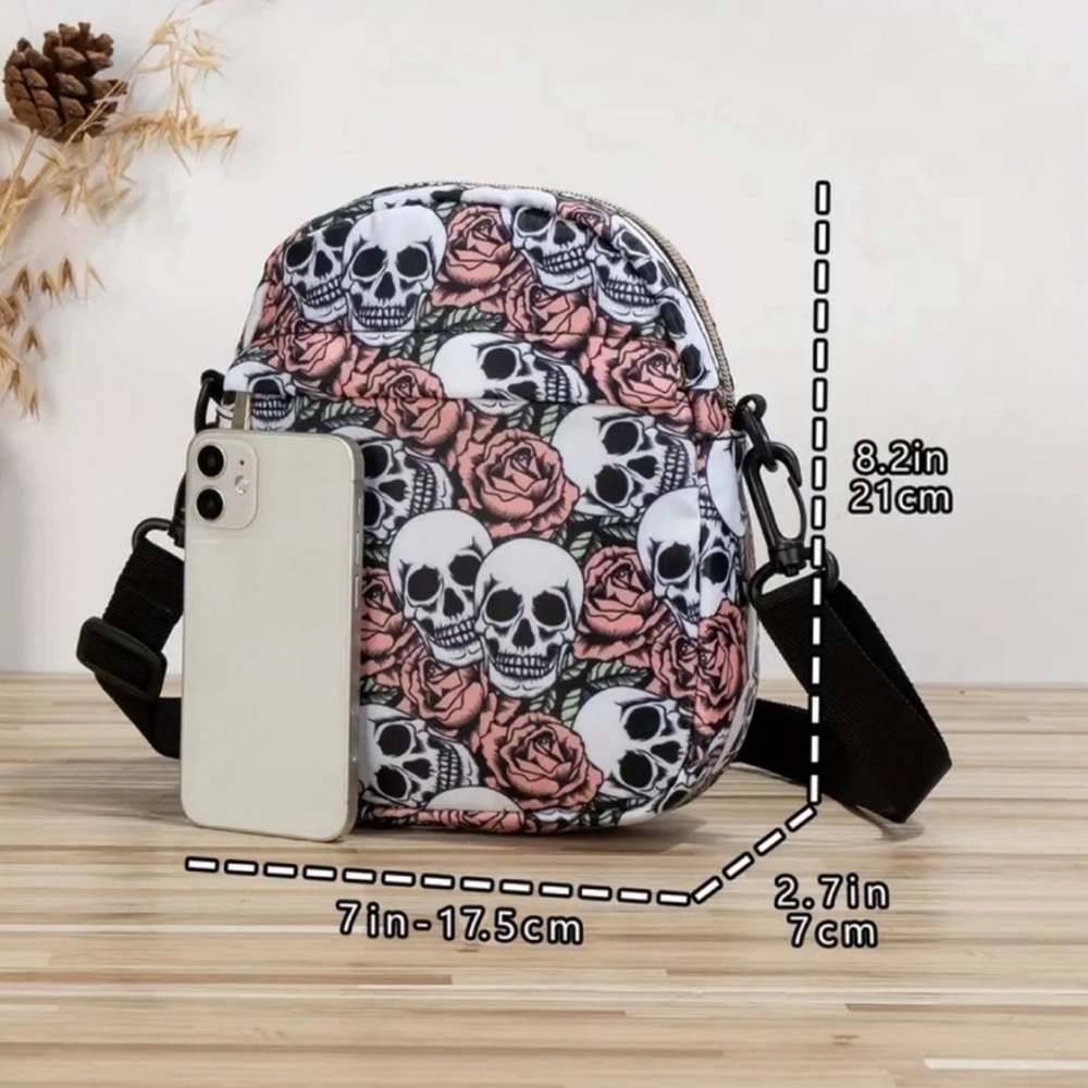 🔥last one🔥 NEW Skull & Roses canvas crossbody  bag. - Picture 3 of 6